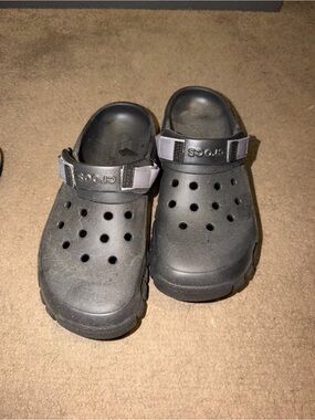CROCS Classic Clog with Gray Heel Strap - Black